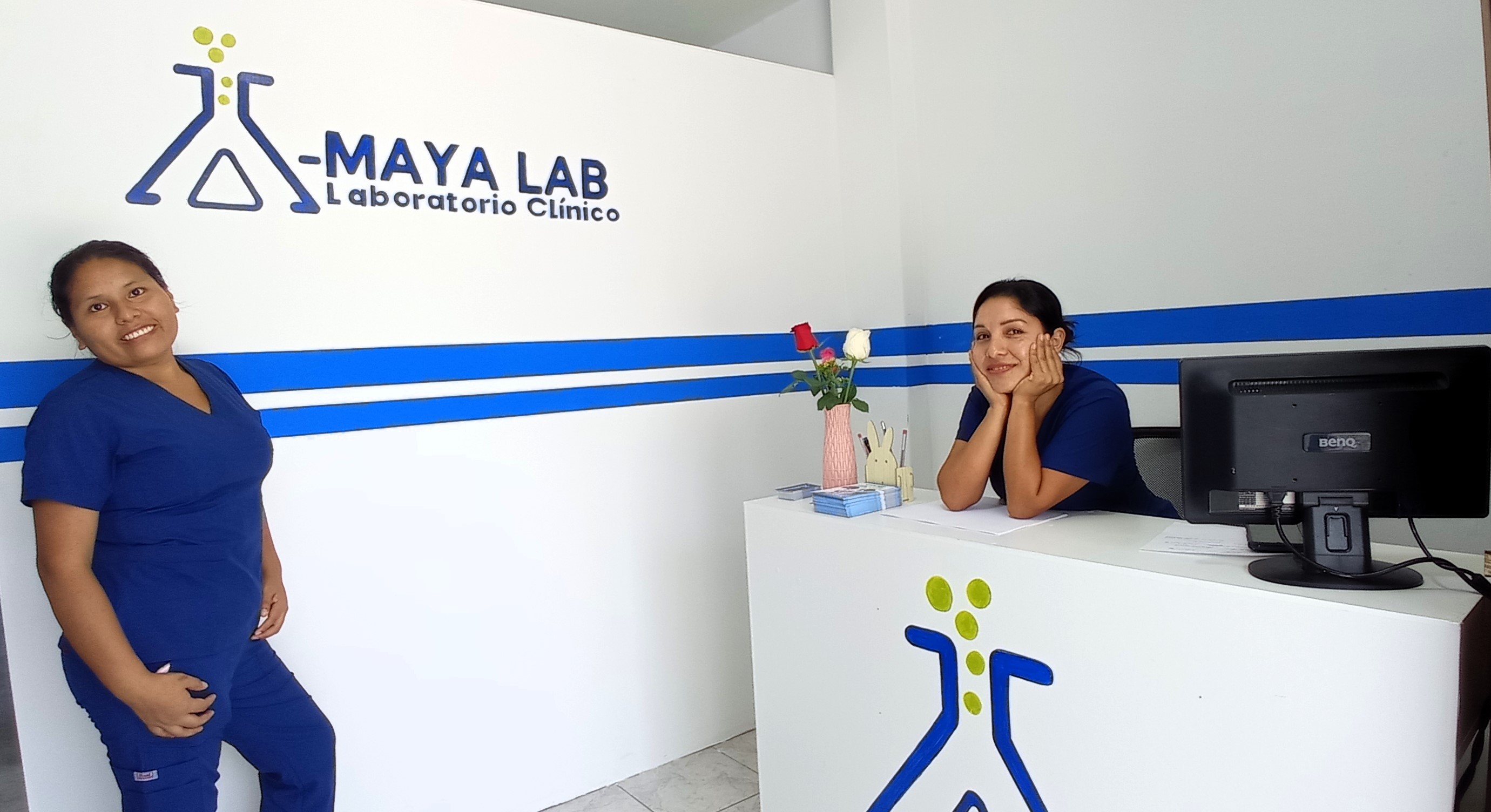 Equipo moderno de laboratorio